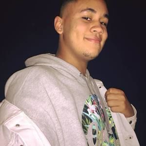 Meet your Posher, Paxton